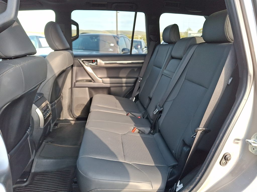 Thumbnail: 2023 Lexus GX - 9