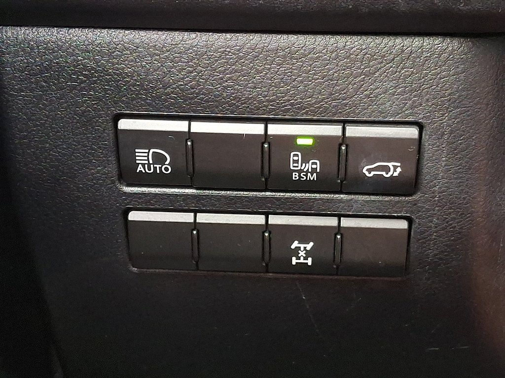 Thumbnail: 2020 Lexus NX - 27