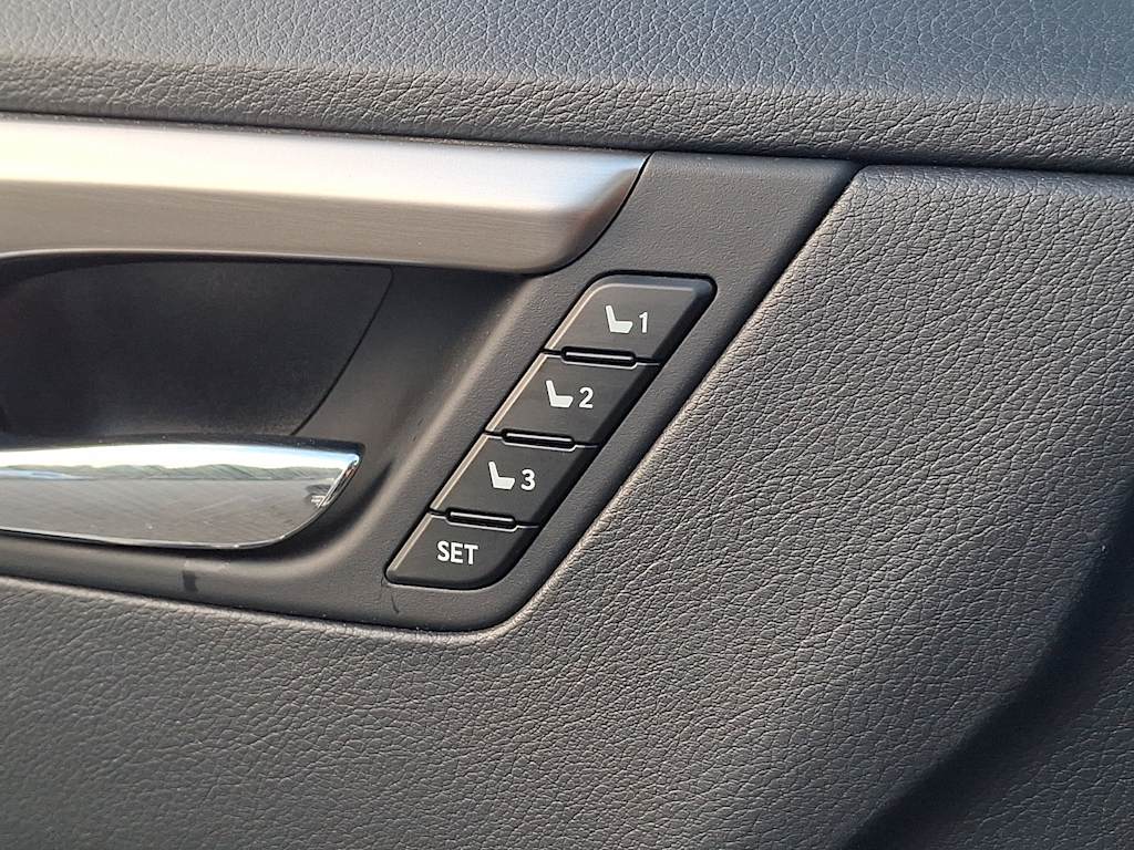 Thumbnail: 2019 Lexus RX - 29