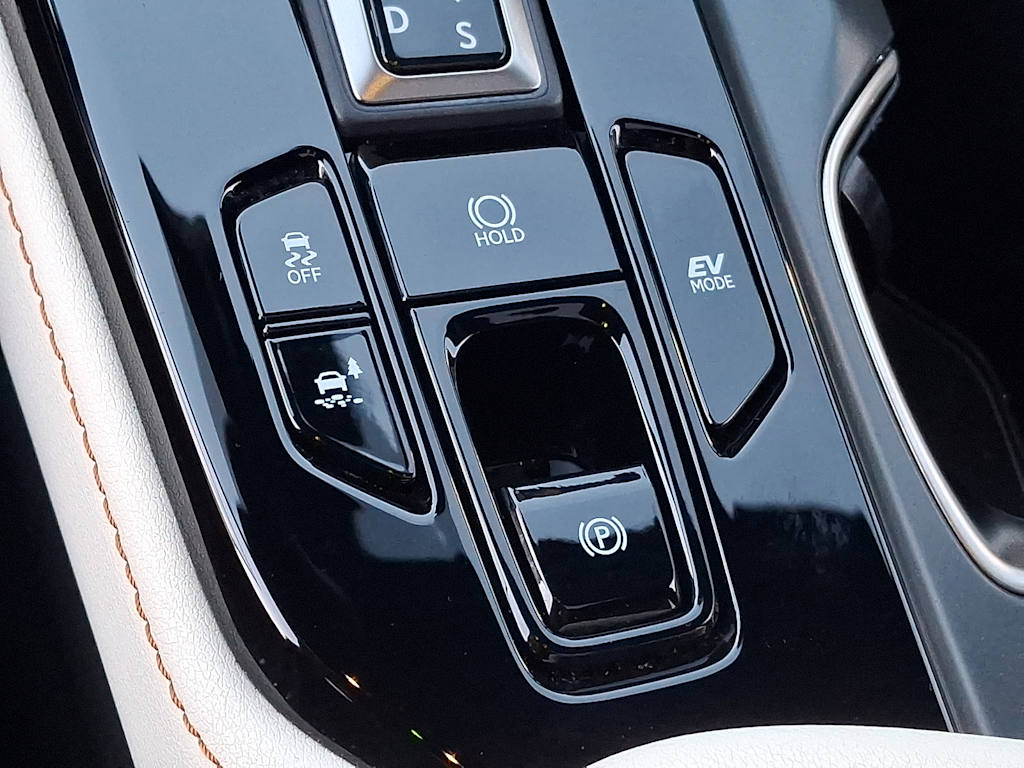 Thumbnail: 2024 Lexus ES - 24
