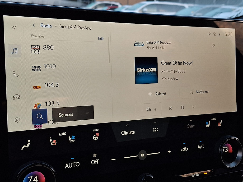 Thumbnail: 2024 Lexus ES - 9