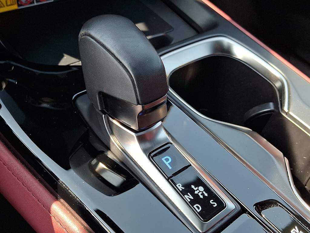Thumbnail: 2024 Lexus ES - 10