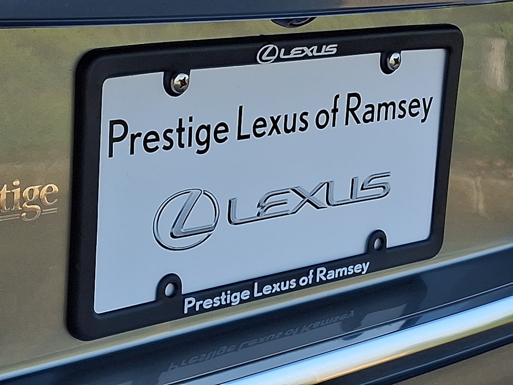 Thumbnail: 2023 Lexus GX - 30