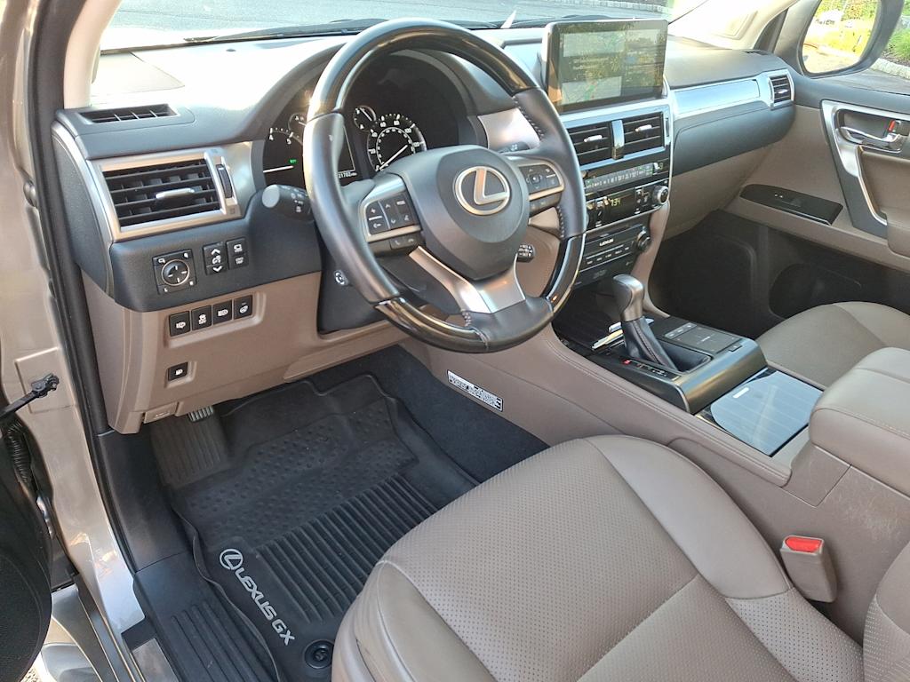 Thumbnail: 2023 Lexus GX - 2
