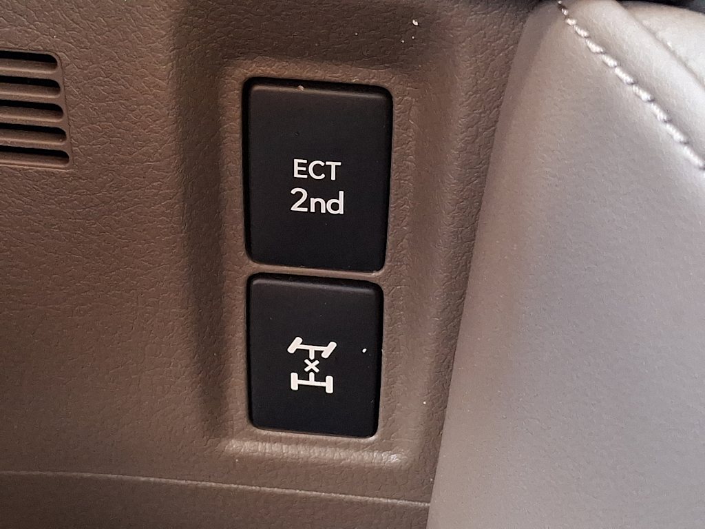 Thumbnail: 2023 Lexus GX - 23