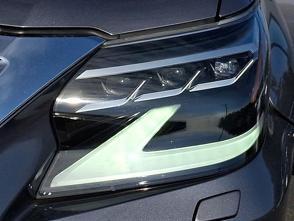 Thumbnail: 2022 Lexus GX - 16