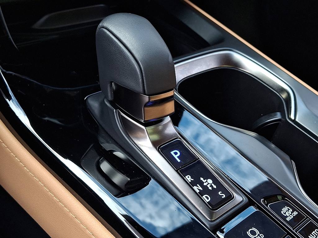 Thumbnail: 2025 Lexus ES - 10