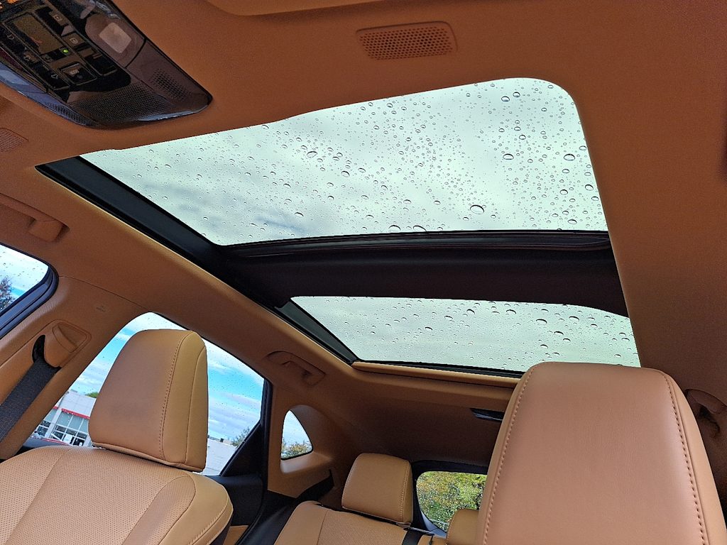 Thumbnail: 2025 Lexus ES - 18