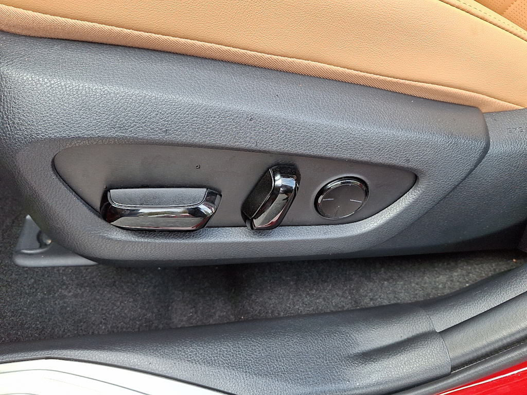 Thumbnail: 2025 Lexus ES - 17