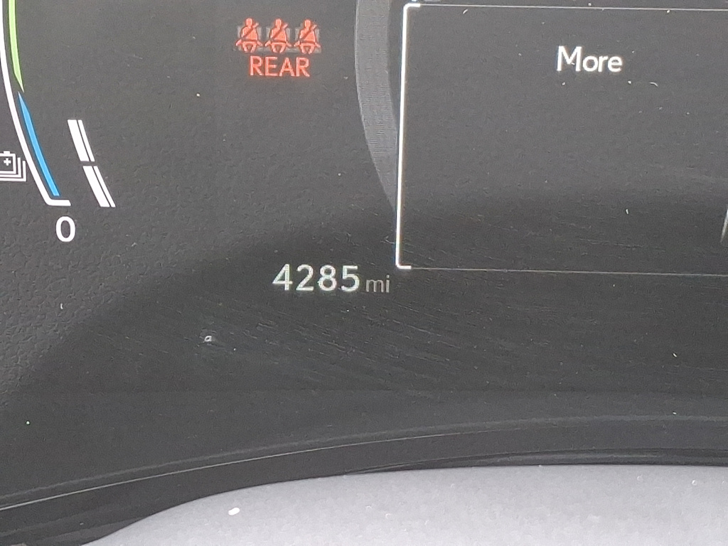 Thumbnail: 2025 Lexus ES - 11