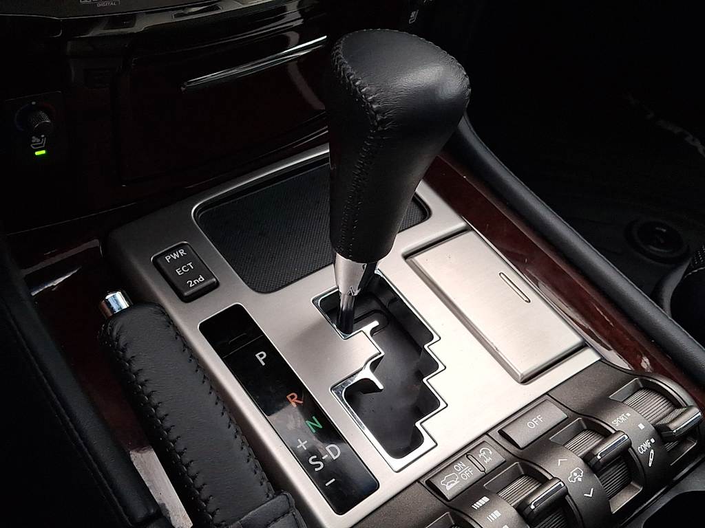Thumbnail: 2014 Lexus LX - 20
