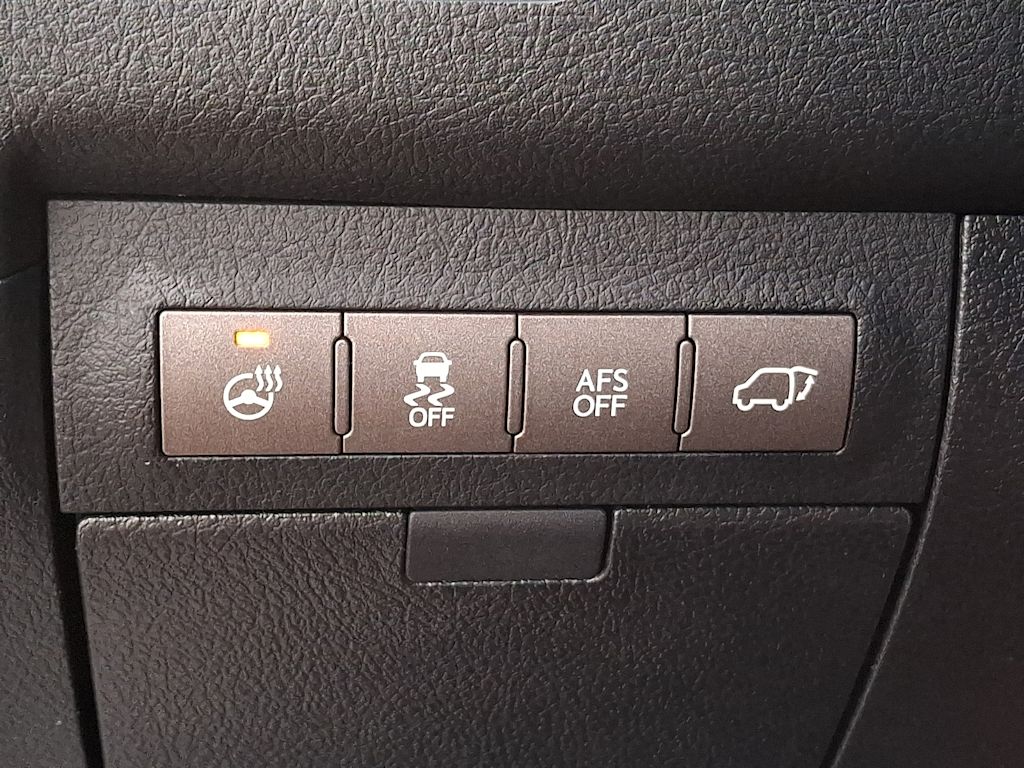 Thumbnail: 2014 Lexus LX - 28