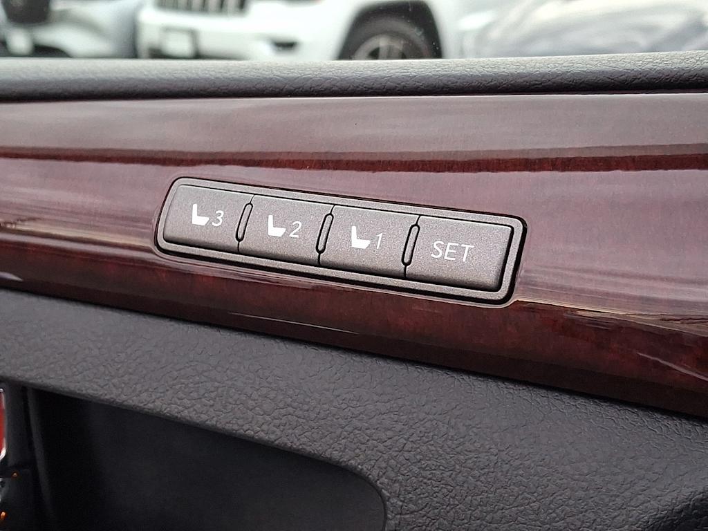Thumbnail: 2014 Lexus LX - 30