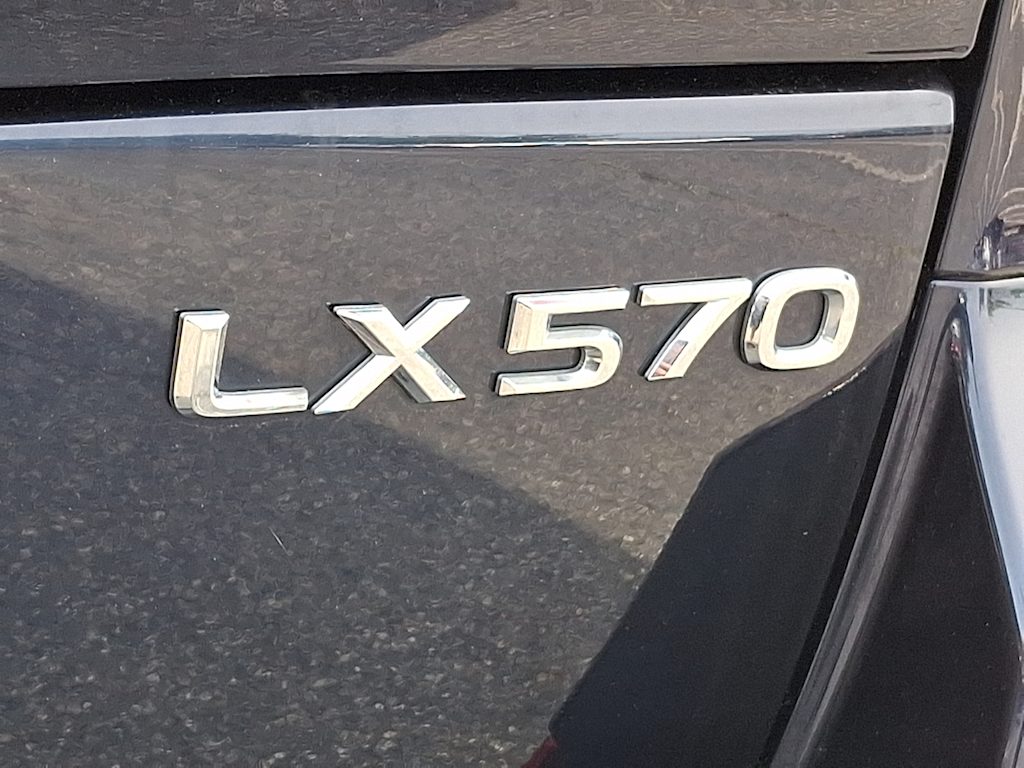 Thumbnail: 2019 Lexus LX - 5