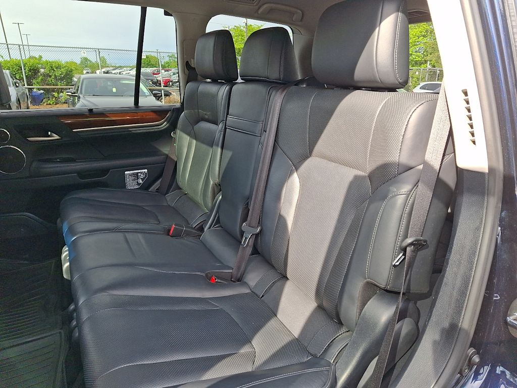 Thumbnail: 2019 Lexus LX - 7