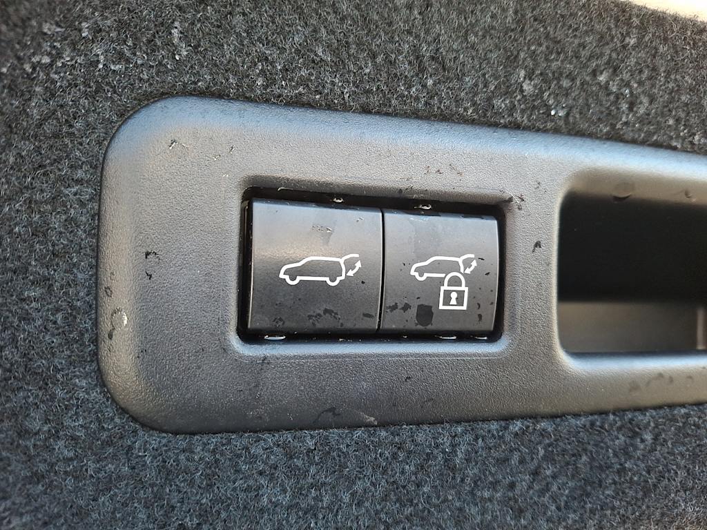 Thumbnail: 2022 Lexus RX - 30