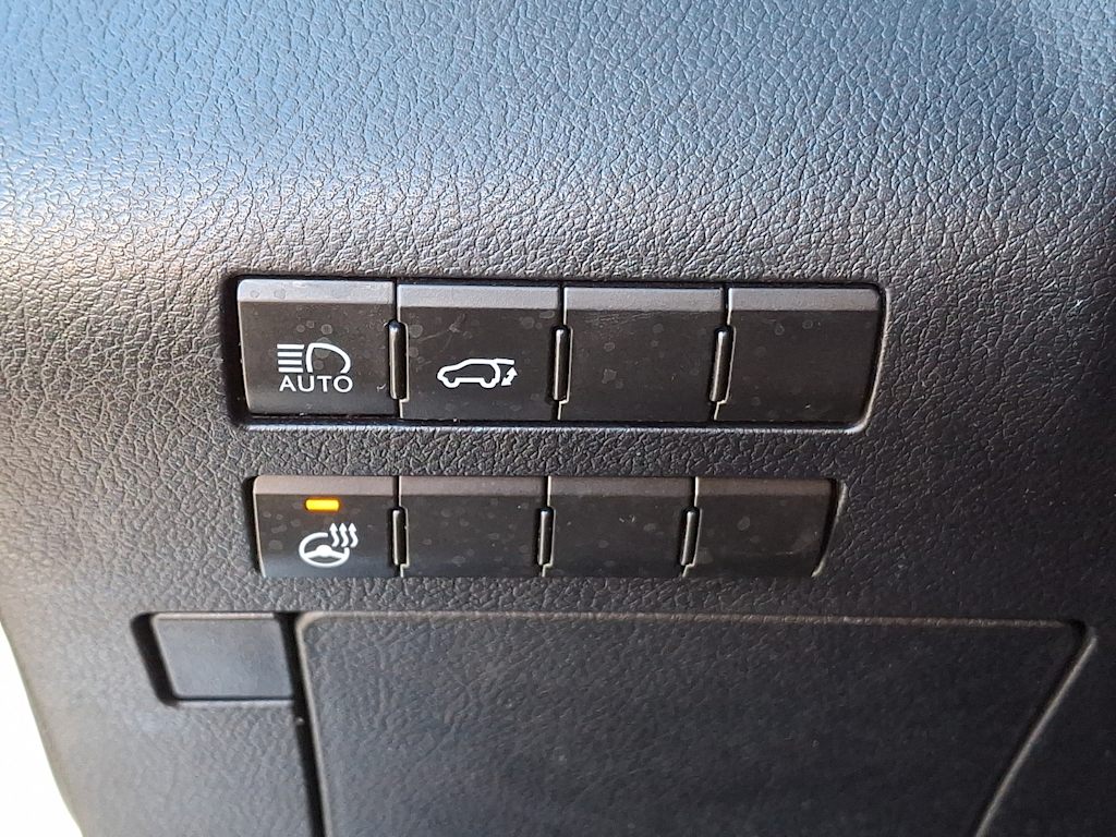 Thumbnail: 2022 Lexus RX - 28