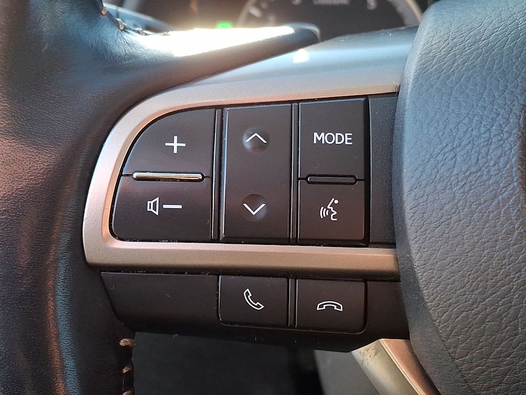 Thumbnail: 2022 Lexus RX - 22