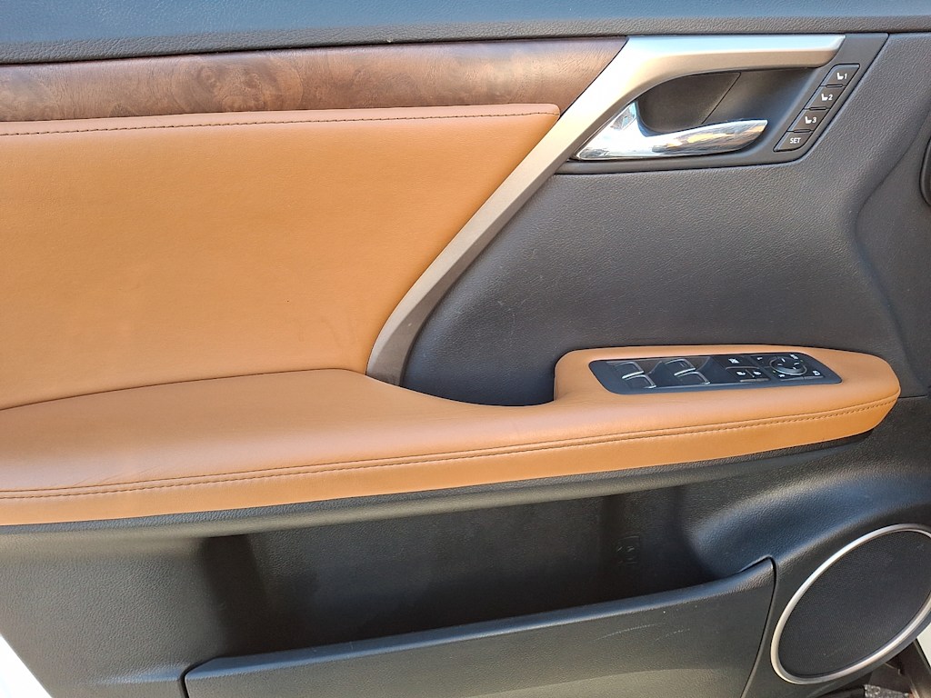 Thumbnail: 2022 Lexus RX - 17