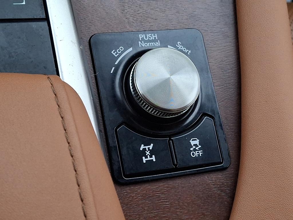 Thumbnail: 2021 Lexus RX - 12