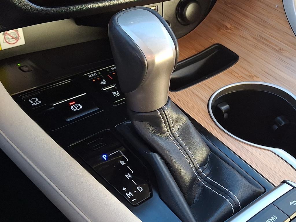 Thumbnail: 2021 Lexus RX - 8