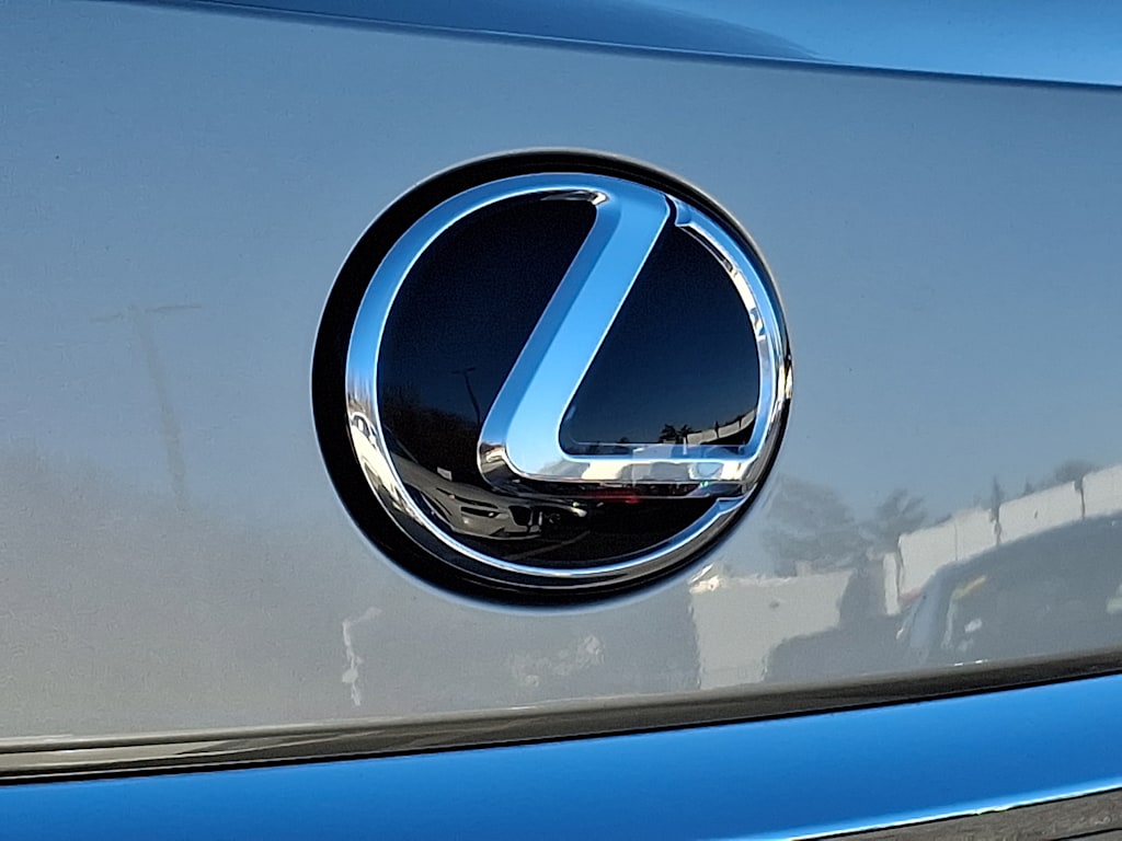 Thumbnail: 2021 Lexus RX - 28