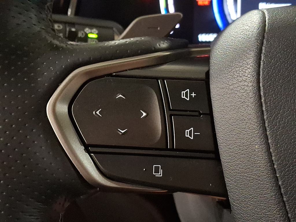 Thumbnail: 2024 Lexus ES - 21