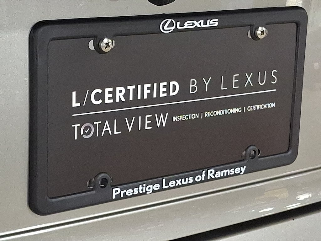 Thumbnail: 2024 Lexus ES - 30