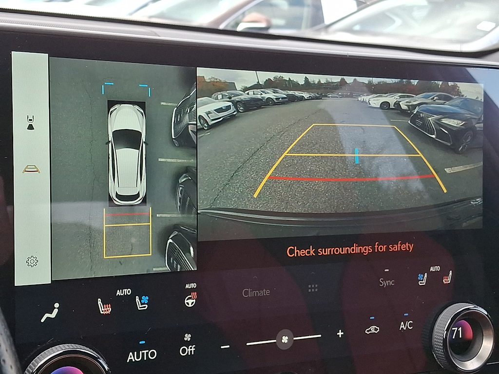 Thumbnail: 2024 Lexus ES - 20