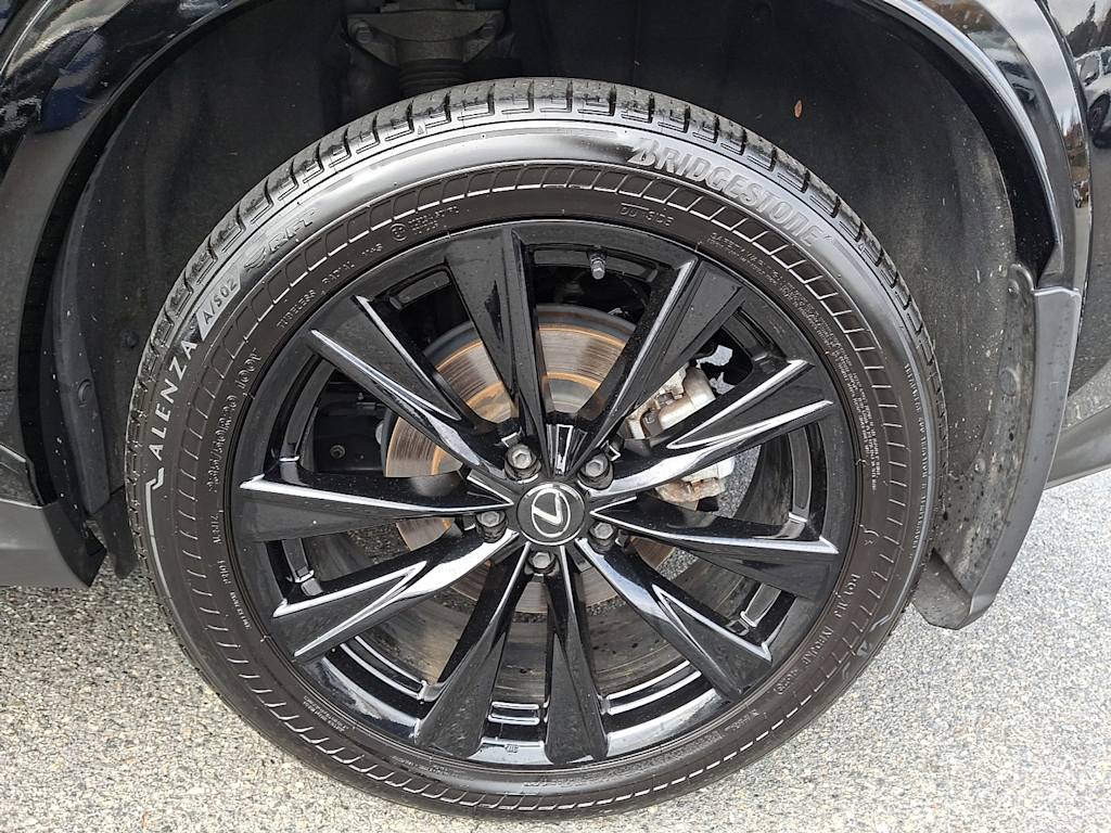 Thumbnail: 2024 Lexus ES - 6