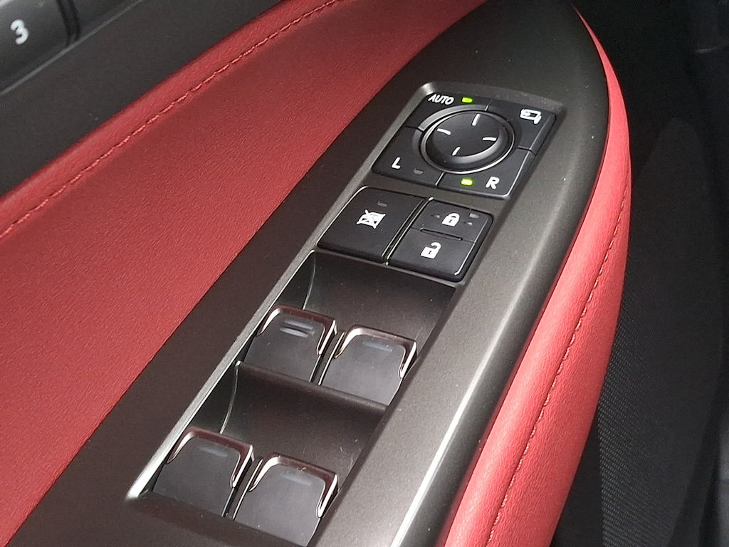 Thumbnail: 2024 Lexus ES - 28