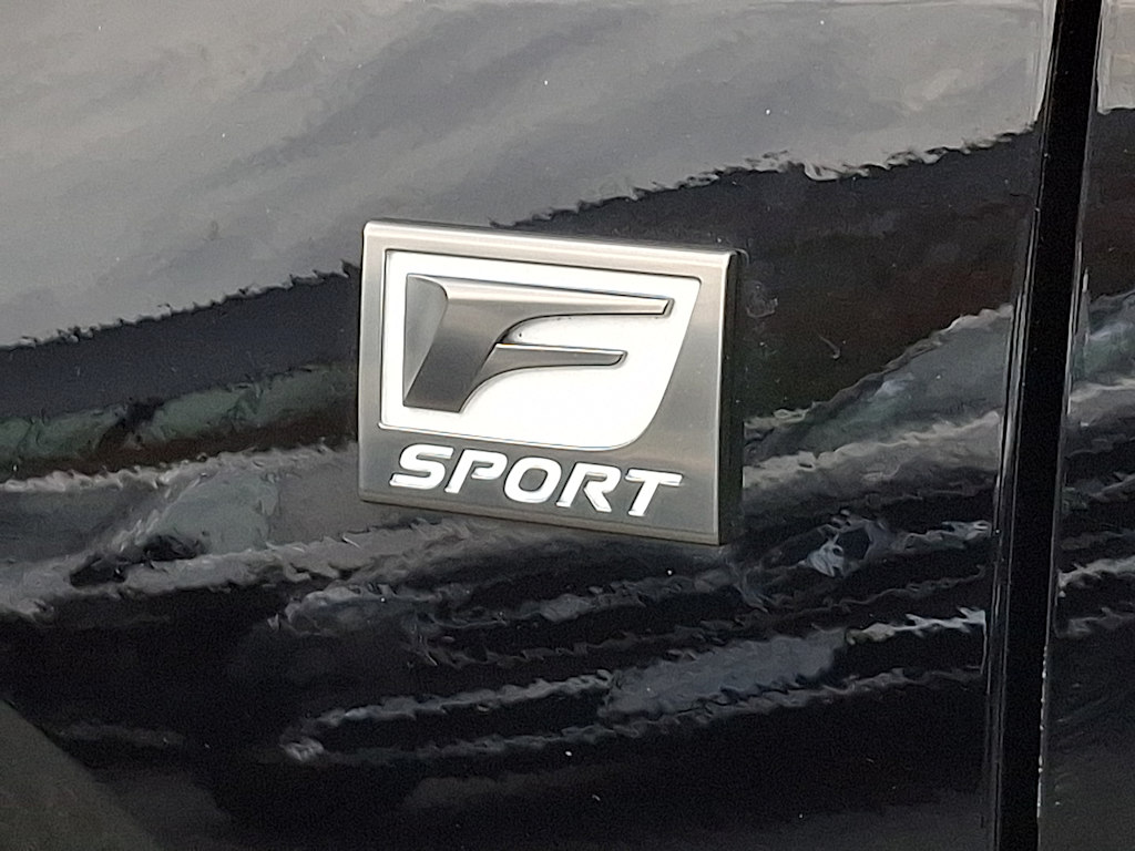 Thumbnail: 2024 Lexus ES - 30