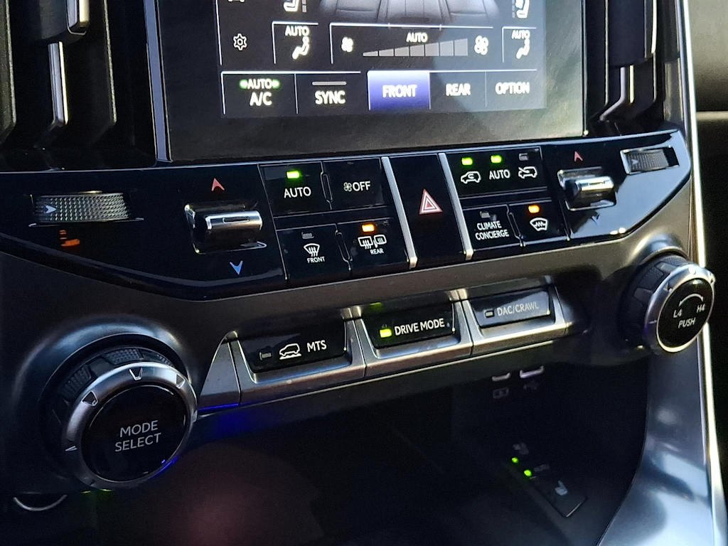 Thumbnail: 2022 Lexus LX - 8