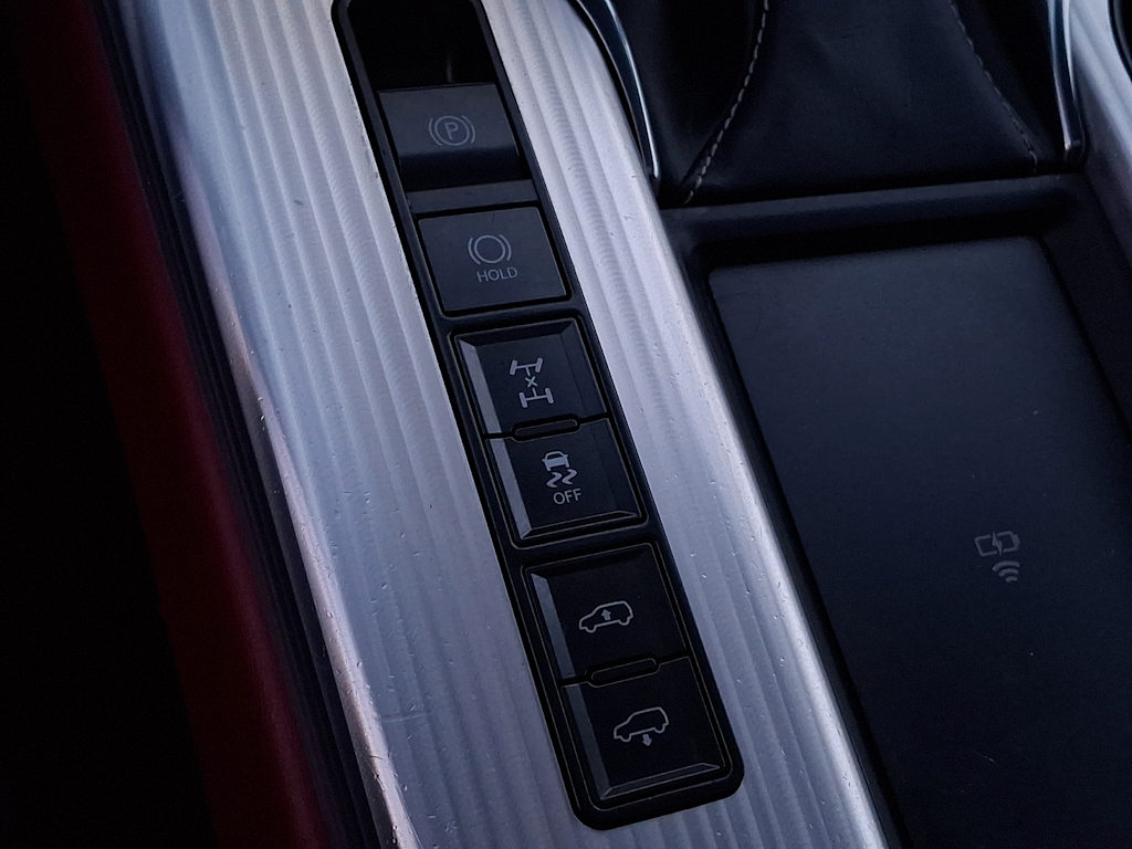 Thumbnail: 2022 Lexus LX - 25