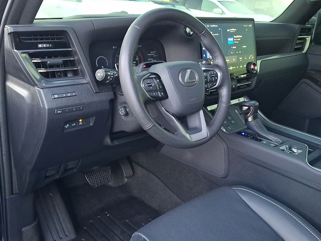 Thumbnail: 2025 Lexus ES - 2