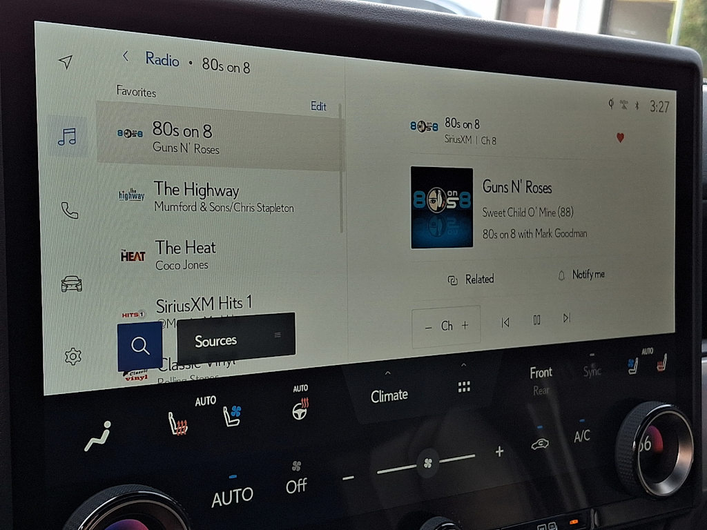 Thumbnail: 2024 Lexus ES - 19