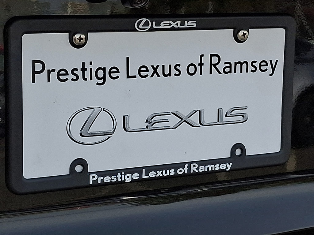 Thumbnail: 2024 Lexus ES - 30