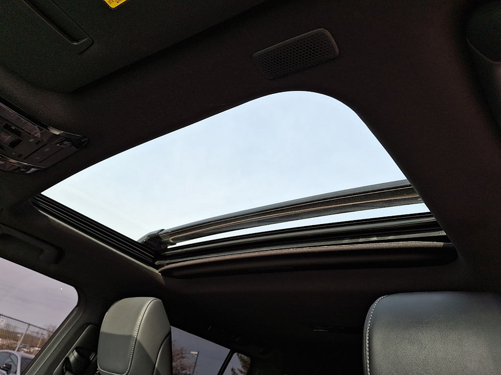 Thumbnail: 2024 Lexus ES - 18