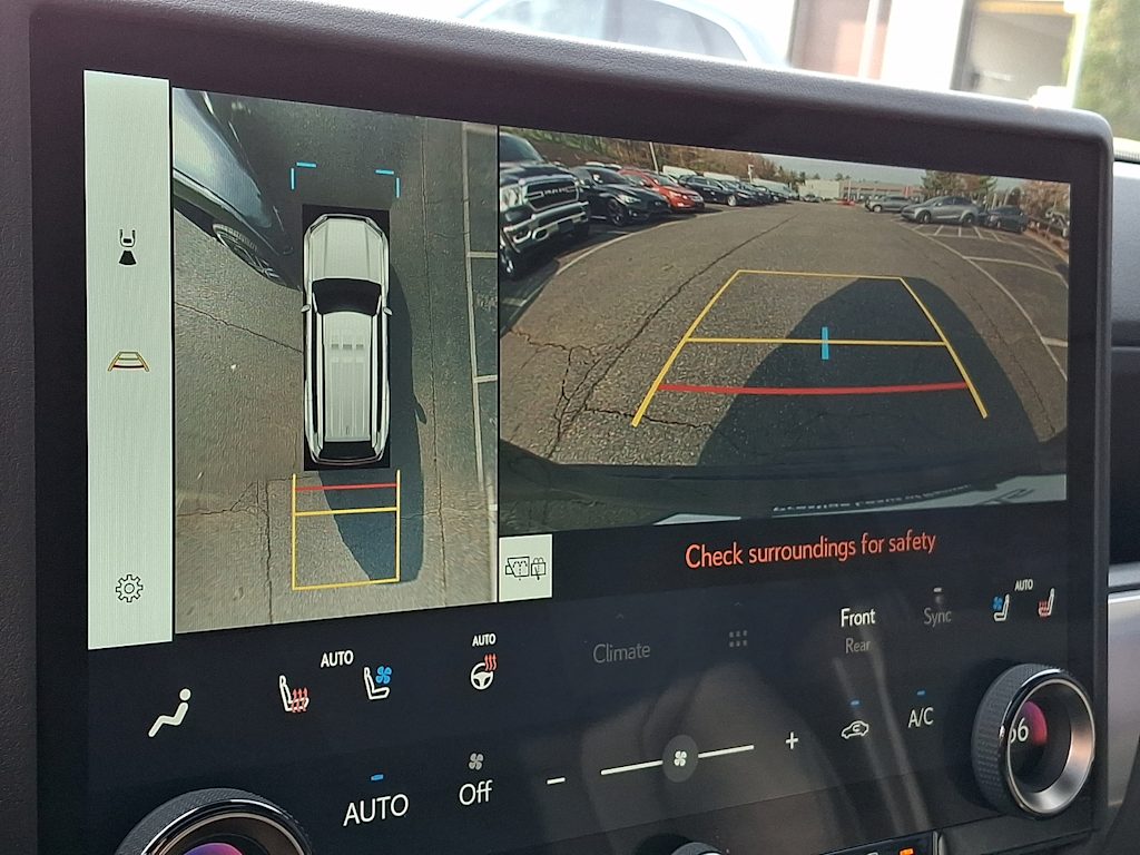 Thumbnail: 2024 Lexus ES - 20