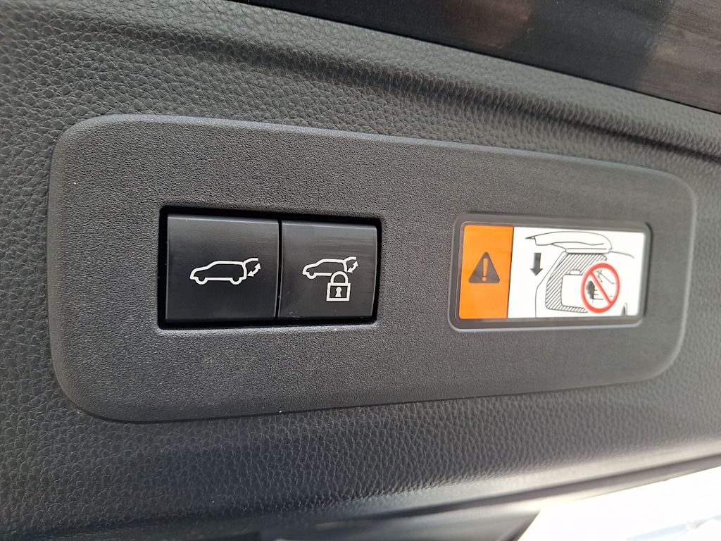 Thumbnail: 2024 Lexus ES - 29