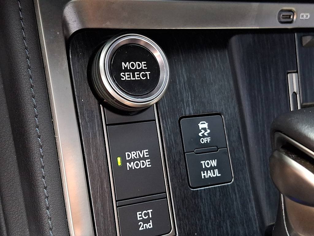 Thumbnail: 2024 Lexus ES - 23