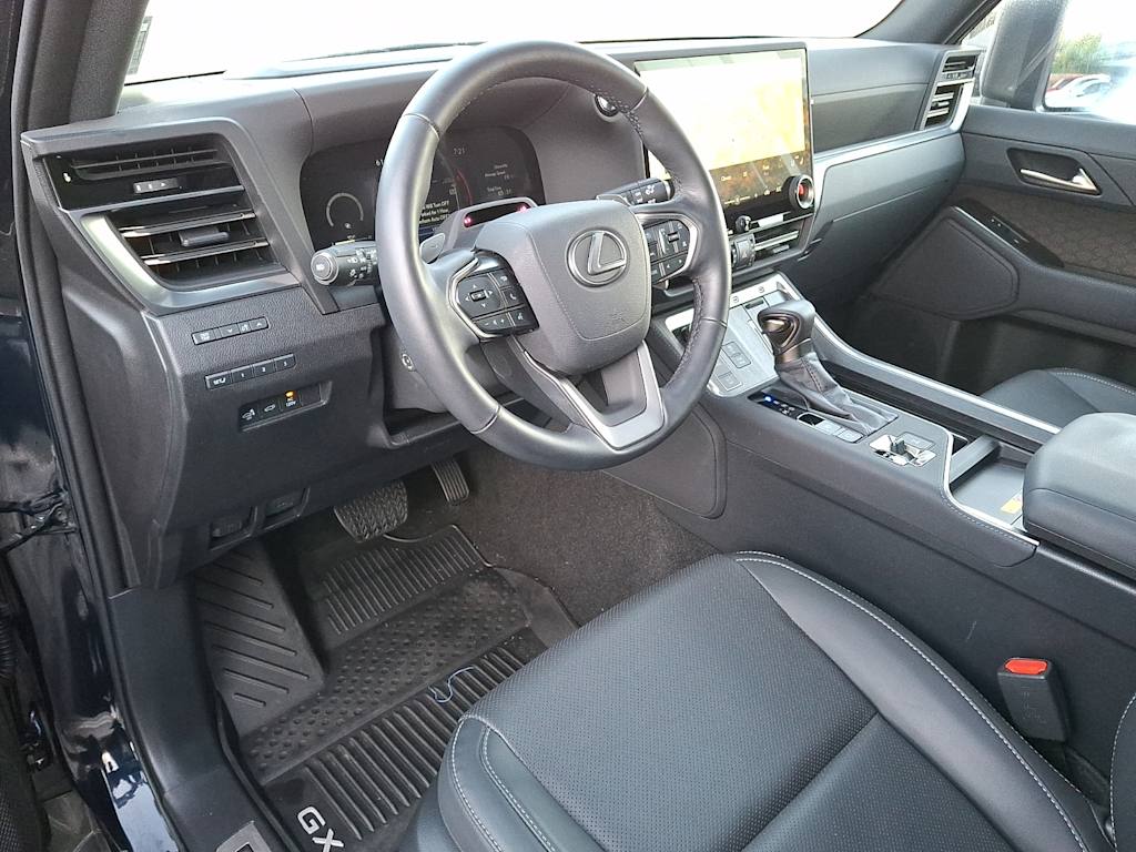 Thumbnail: 2025 Lexus ES - 2