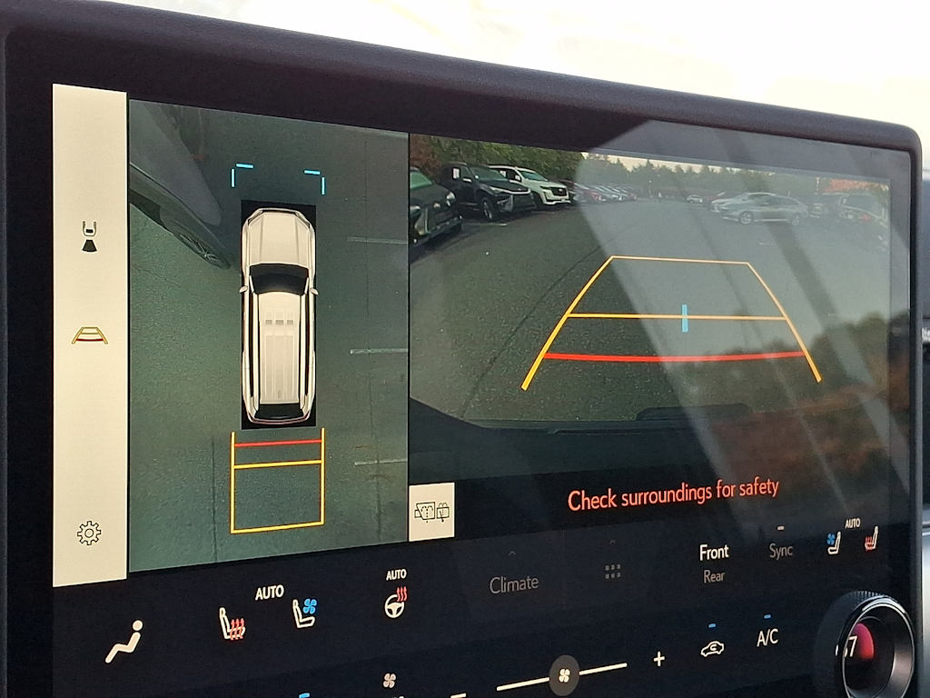 Thumbnail: 2025 Lexus ES - 21