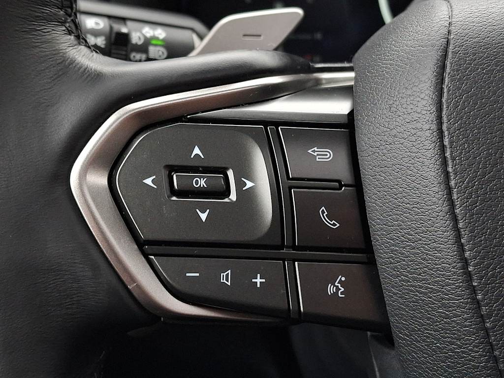 Thumbnail: 2025 Lexus ES - 21