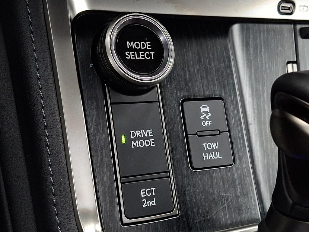 Thumbnail: 2025 Lexus ES - 24