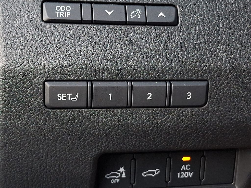 Thumbnail: 2024 Lexus ES - 26