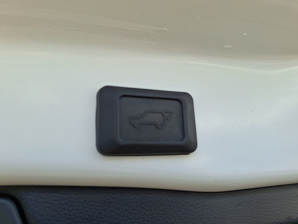 Thumbnail: 2022 Toyota RAV4 - 30