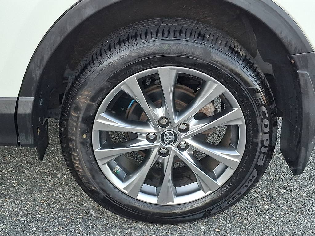Thumbnail: 2016 Toyota RAV4 - 7