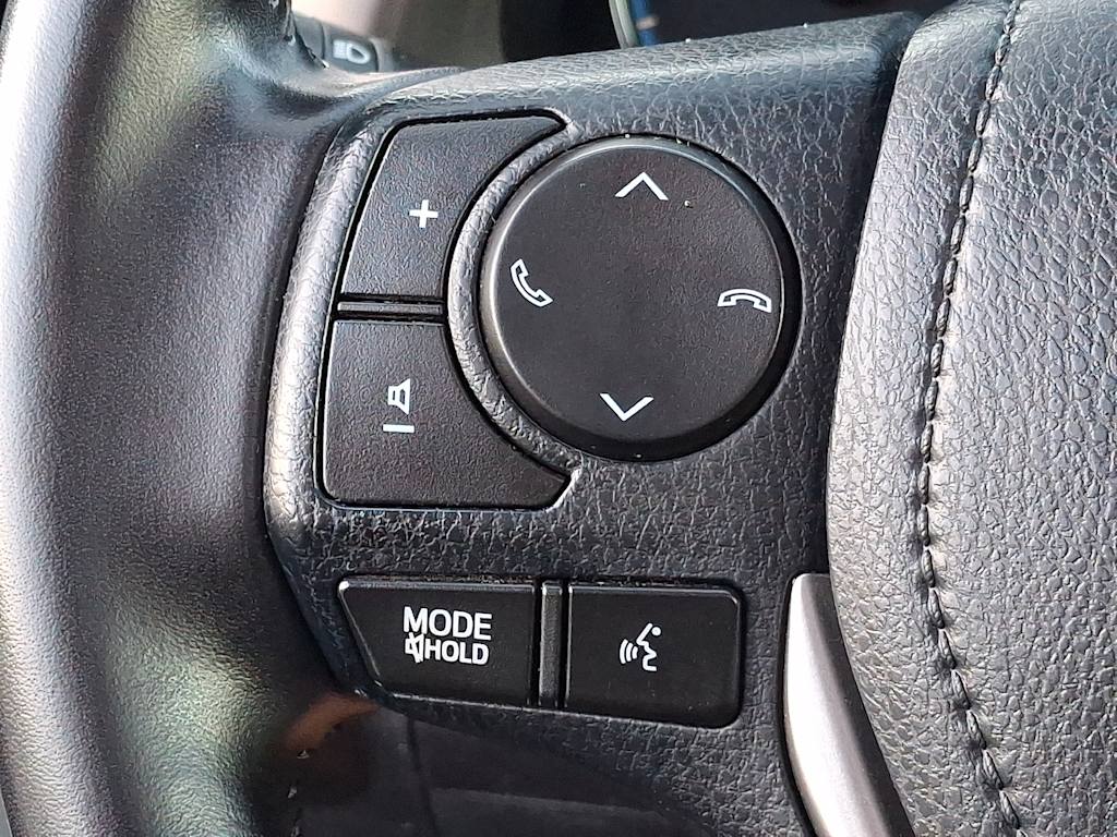 Thumbnail: 2016 Toyota RAV4 - 22