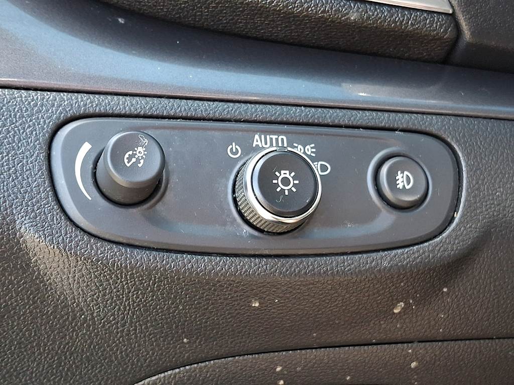 Thumbnail: 2019 Buick Encore - 25